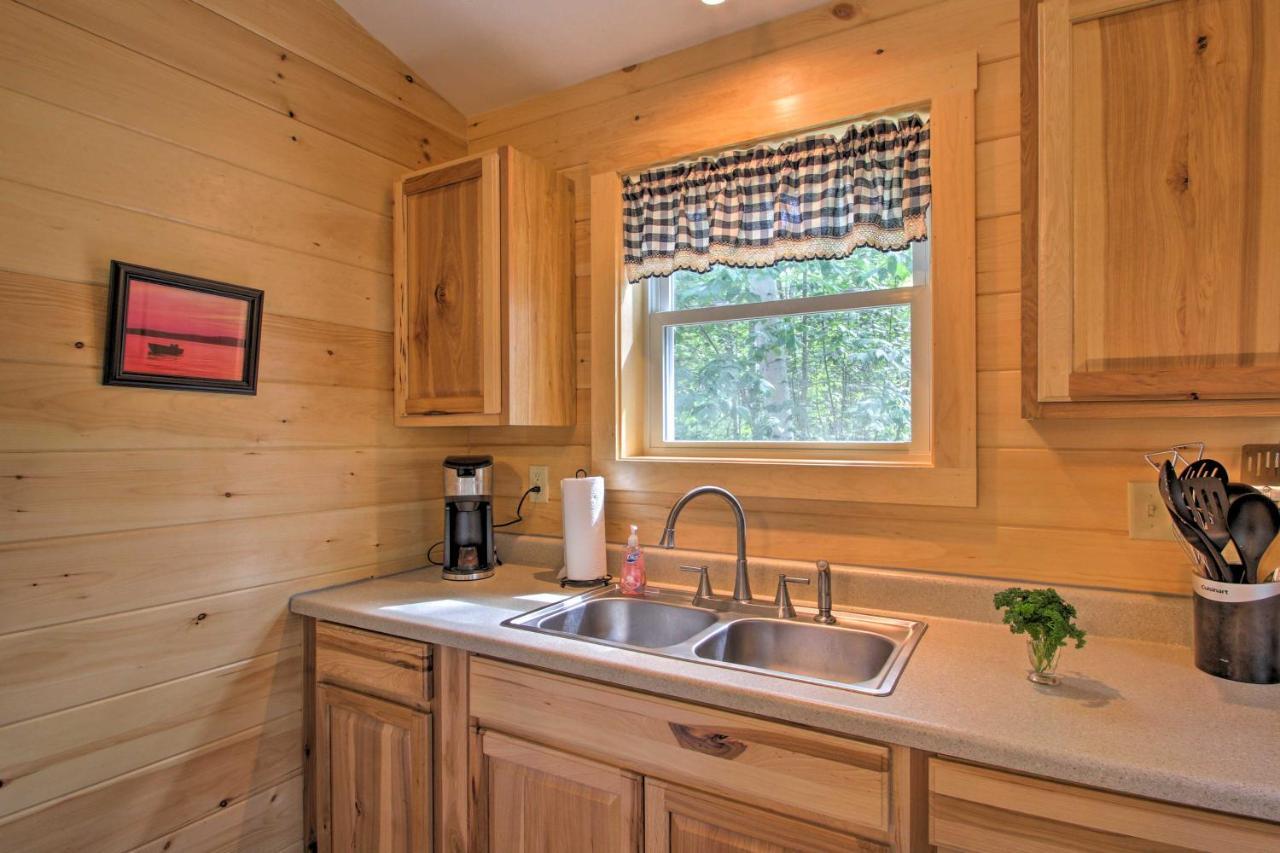 Family Cabin With Beach Access On Panther Pond Raymond Εξωτερικό φωτογραφία